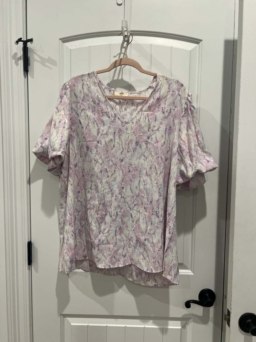 Entro USA Pink and Purple Marble Print Puff Sleeve V-Neck Blouse Size XL
